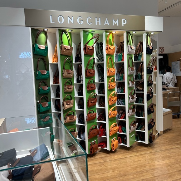 Meet your Posher, Zoila - Picture 10 of 16